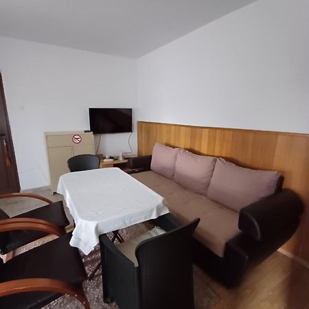 Apartments Lela Bihać Buitenkant foto