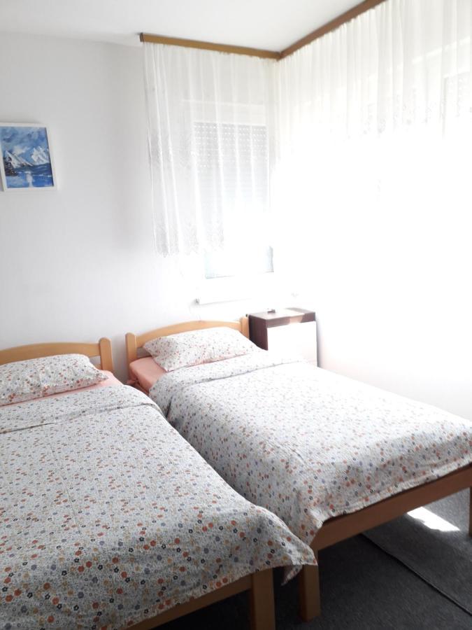 Apartments Lela Bihać Buitenkant foto