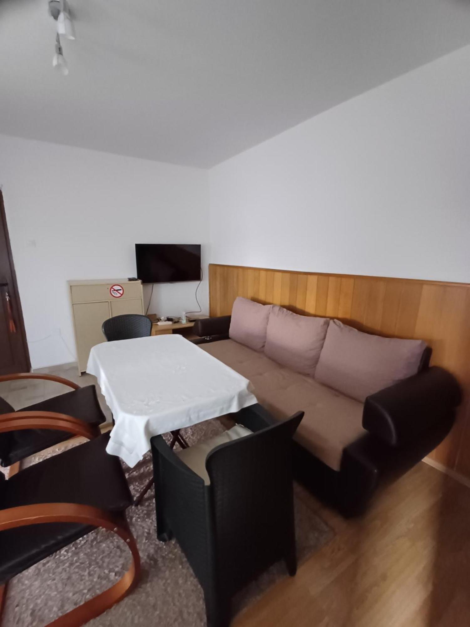 Apartments Lela Bihać Buitenkant foto