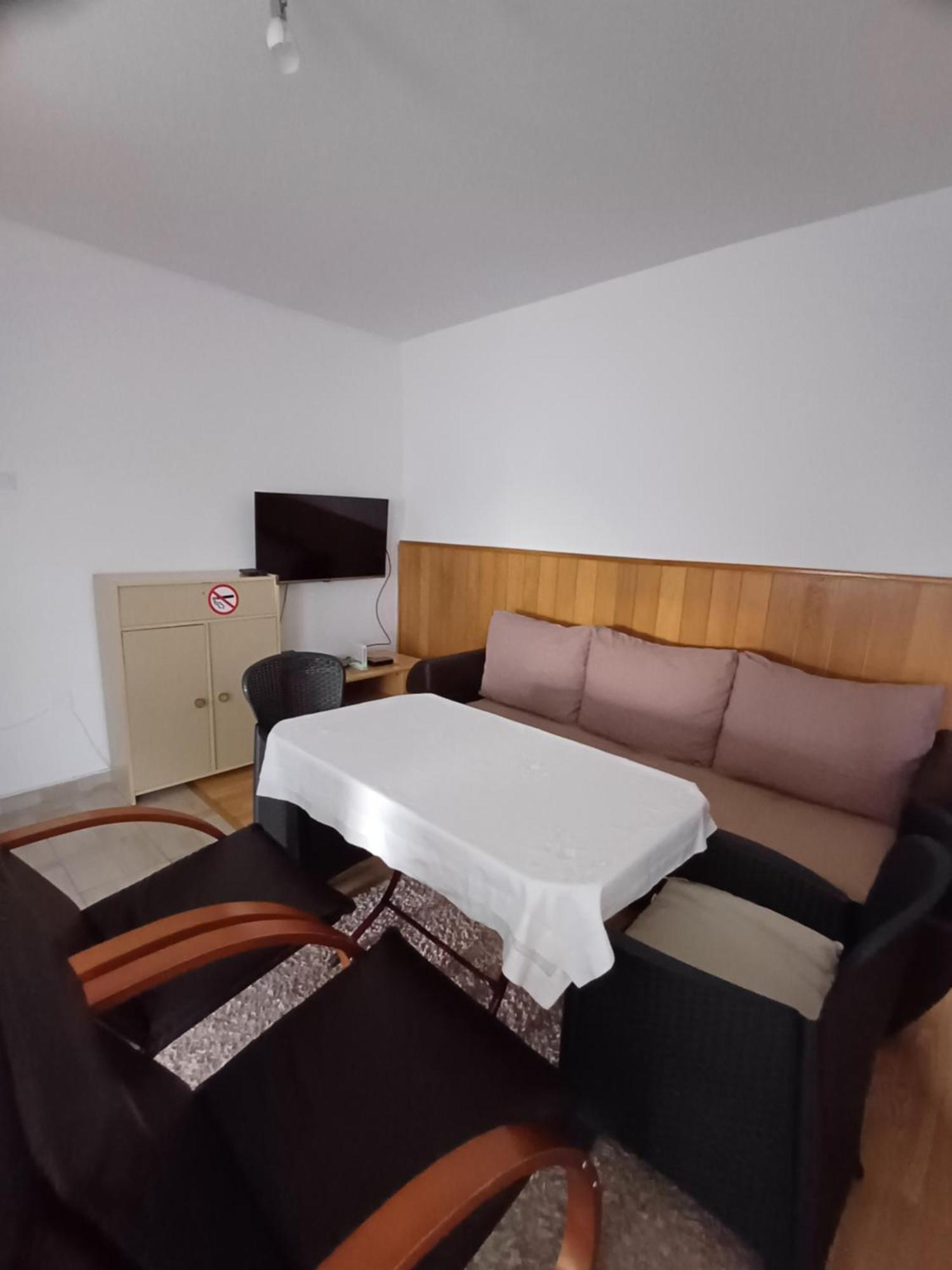 Apartments Lela Bihać Buitenkant foto